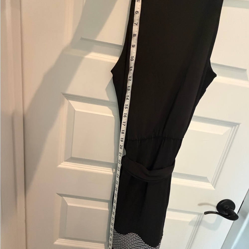 White House Black Market Black Dress with White Trim - Picture 5 of 6